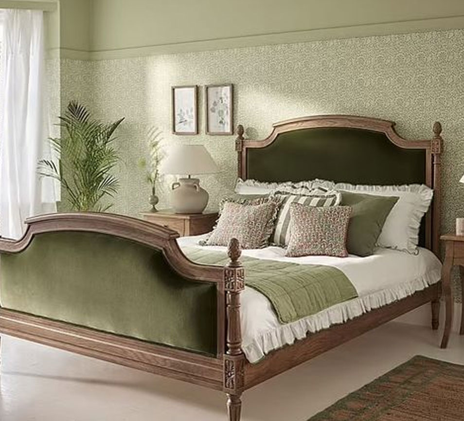 French Country Stylr Wood Bed